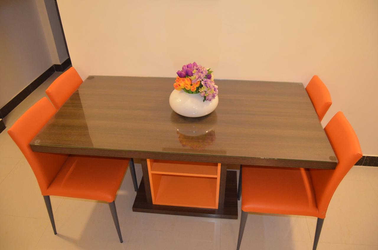 Almanzel Althahabi Aparthotel Dammam Esterno foto