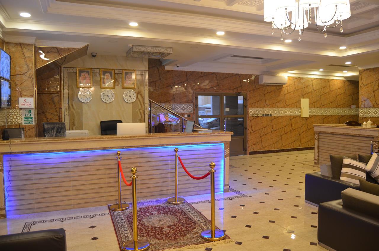 Almanzel Althahabi Aparthotel Dammam Esterno foto