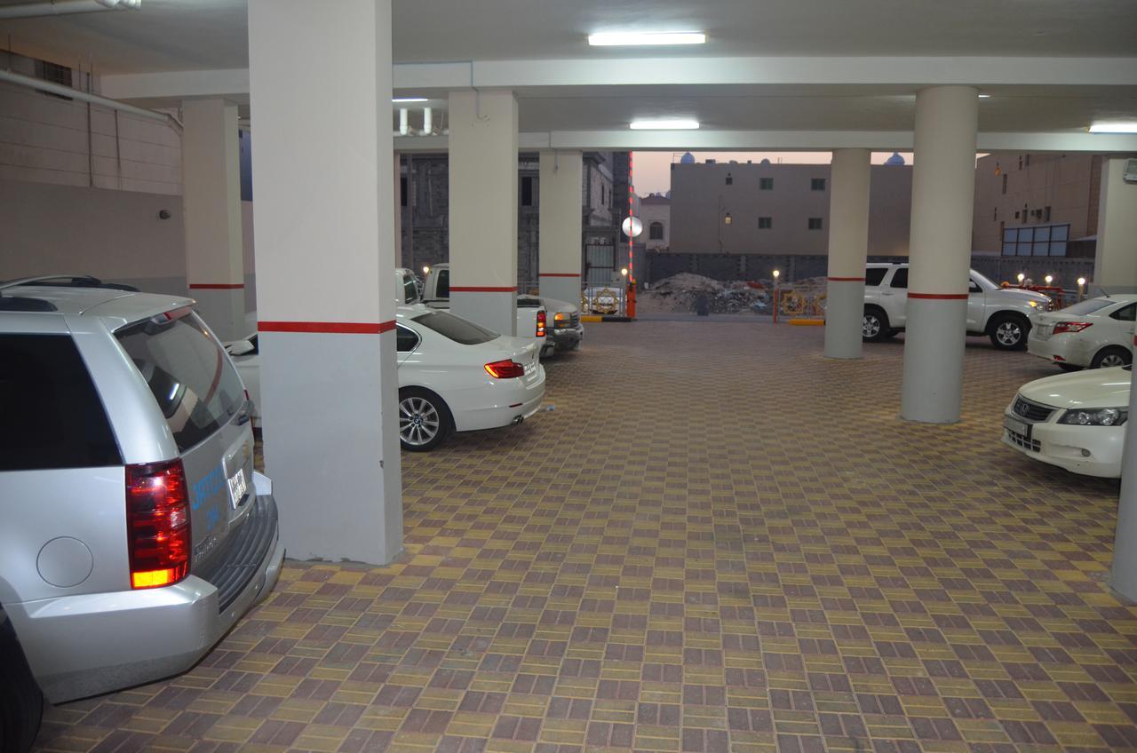 Almanzel Althahabi Aparthotel Dammam Esterno foto