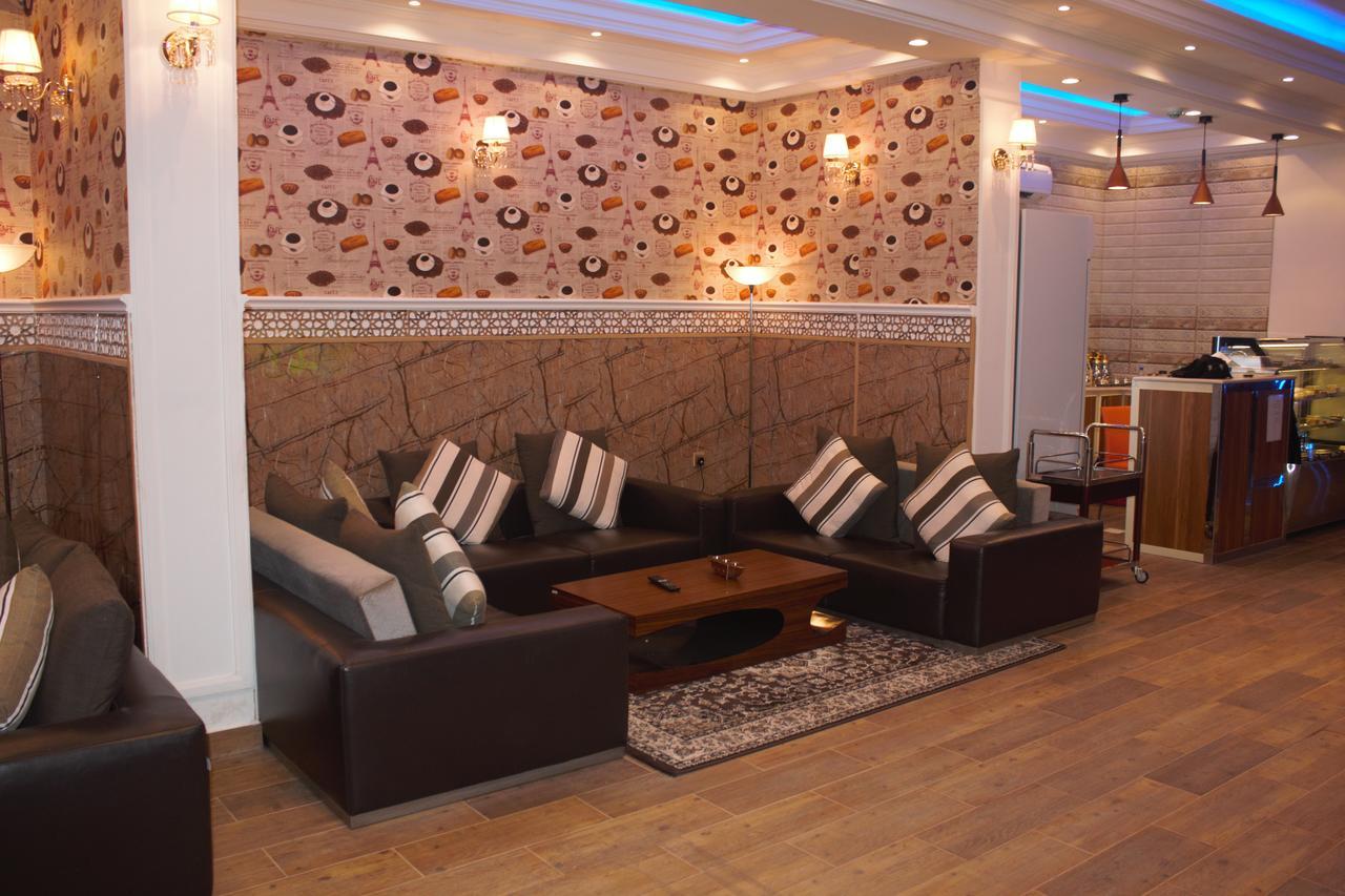 Almanzel Althahabi Aparthotel Dammam Esterno foto