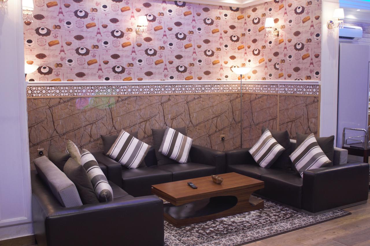 Almanzel Althahabi Aparthotel Dammam Esterno foto