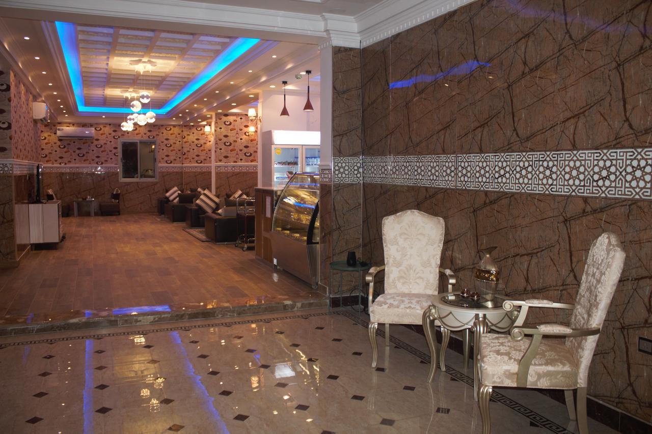 Almanzel Althahabi Aparthotel Dammam Esterno foto